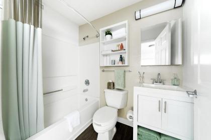 InTown Suites Extended Stay Orlando FL – Presidents Dr - image 2