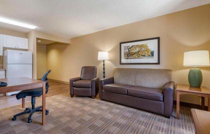 Extended Stay America Suites - Orlando - Maitland - 1776 Pembrook Dr. - image 23