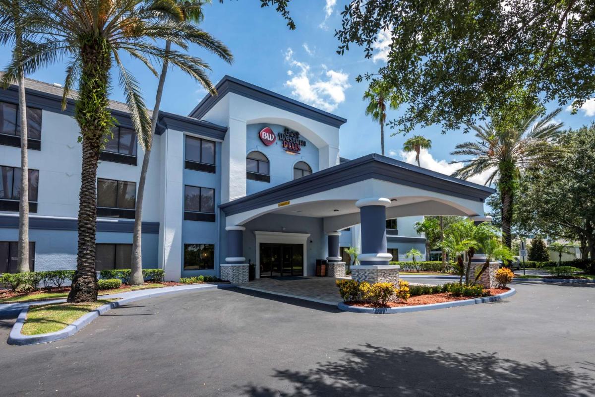 Best Western Plus Orlando East - UCF Area - image 4