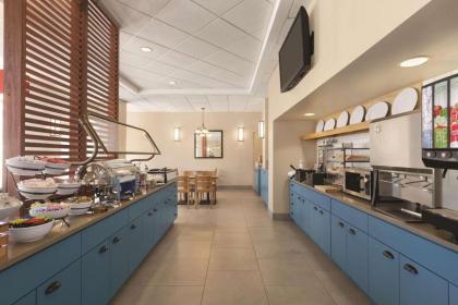 Country Inn & Suites by Radisson Orlando Airport FL - image 23