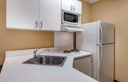 Extended Stay America Suites - Orlando - Orlando Theme Parks - Major Blvd. - image 16