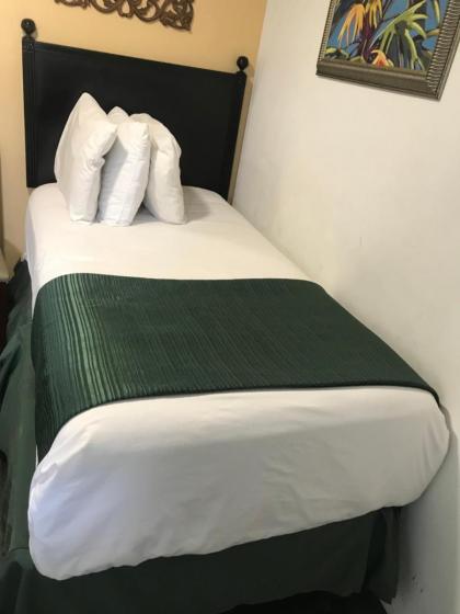 Hotel Belair Orlando Near Florida Mall - image 19