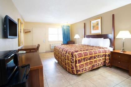 Knights Inn Orlando - image 15