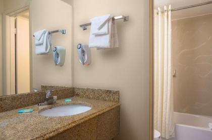 Knights Inn Orlando - image 7
