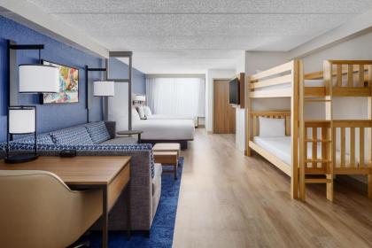 Hyatt Place across from Universal Orlando Resort - image 17