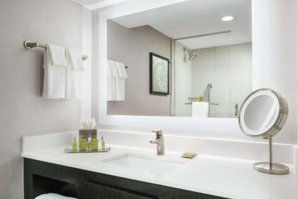 DoubleTree By Hilton Orlando Airport - image 19