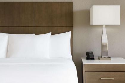 DoubleTree By Hilton Orlando Airport - image 27