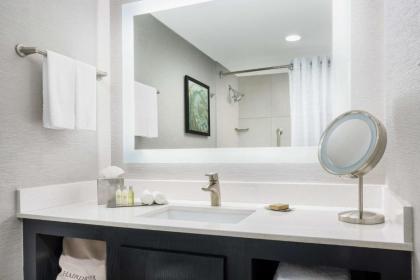 DoubleTree By Hilton Orlando Airport - image 29