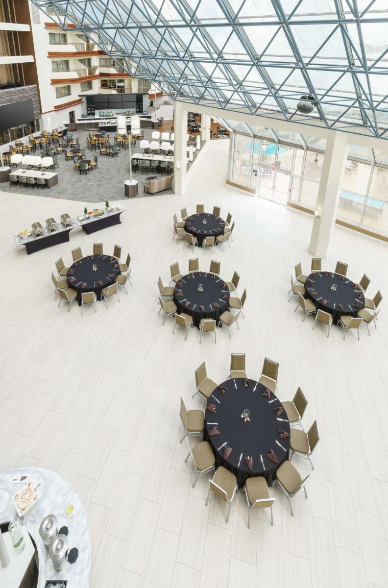 DoubleTree By Hilton Orlando Airport - image 5