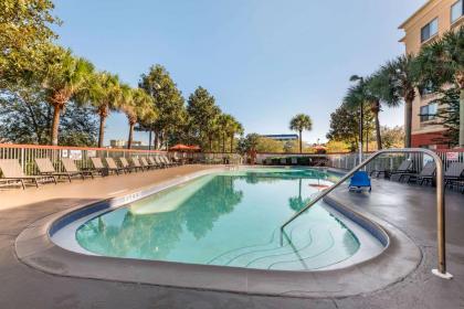 Comfort Inn & Suites Near Universal Orlando Resort-Convention Ctr - image 19