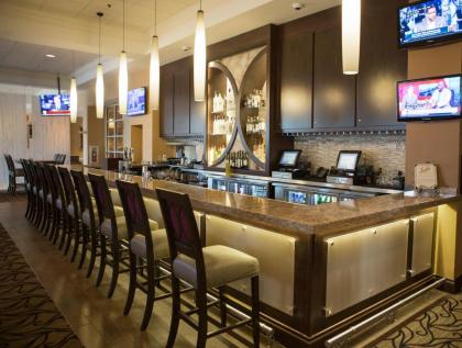 Rosen Plaza - image 29