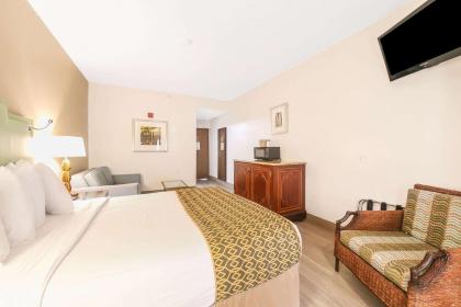 Baymont by Wyndham Orlando-International Dr-Universal Blvd - image 13