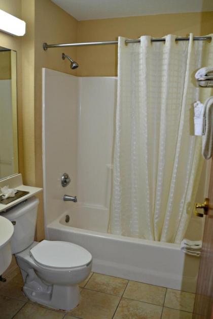 Baymont by Wyndham Orlando-International Dr-Universal Blvd - image 14