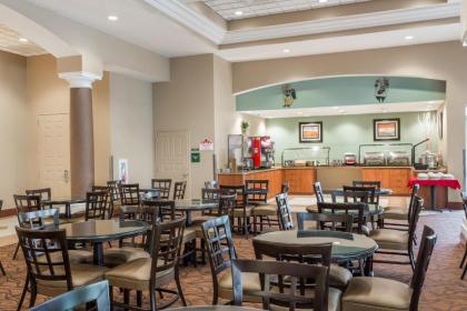 Hawthorn Suites By Wyndham Orlando Lake Buena Vista - image 5
