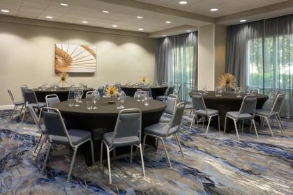 Fairfield Inn & Suites by Marriott Orlando International Drive/Convention Ce - image 18
