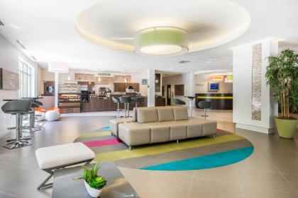 Avanti Resort - image 22