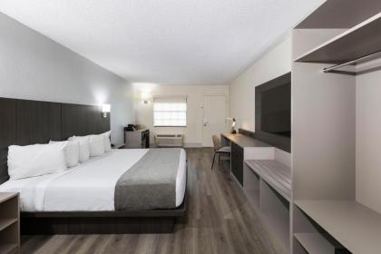 Avanti Resort - image 8