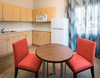 Holiday Inn Express & Suites Orlando International Airport - image 14