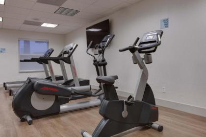 Holiday Inn Express & Suites Orlando International Airport - image 8