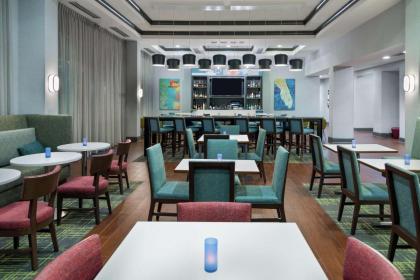 Hampton Inn By Hilton & Suites Orlando Airport At Gateway Village - image 13