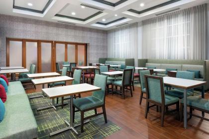 Hampton Inn By Hilton & Suites Orlando Airport At Gateway Village - image 9