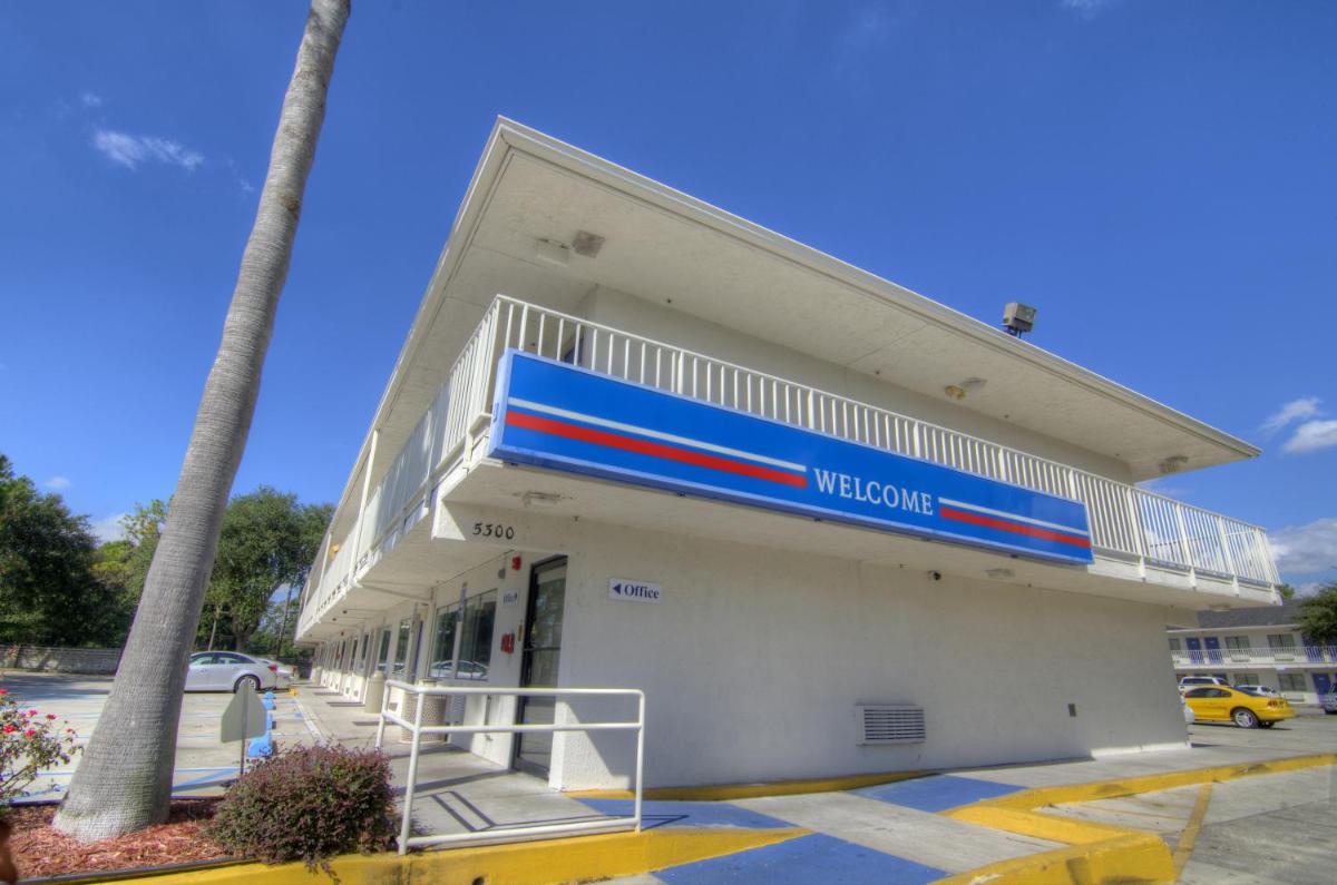 Motel 6-Orlando FL - Winter Park - image 2