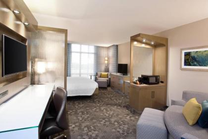 Courtyard by Marriott Orlando South/Grande Lakes Area - image 20
