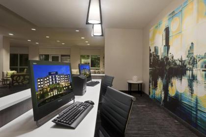 Courtyard by Marriott Orlando South/Grande Lakes Area - image 24