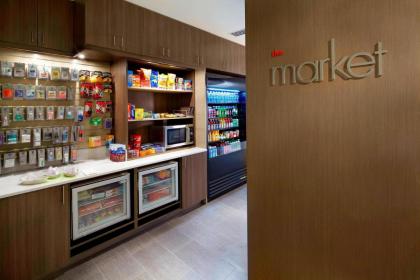 Courtyard by Marriott Orlando South/Grande Lakes Area - image 27