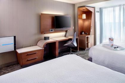 Courtyard by Marriott Orlando Lake Nona - image 10