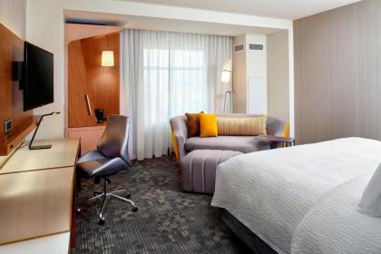 Courtyard by Marriott Orlando Lake Nona - image 8