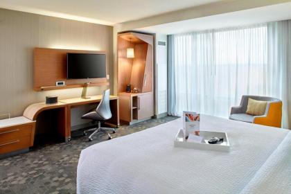 Courtyard by Marriott Orlando Lake Nona - image 9