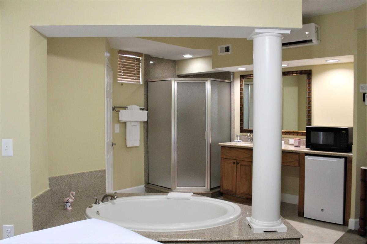 Cypress Pointe Resort - image 4