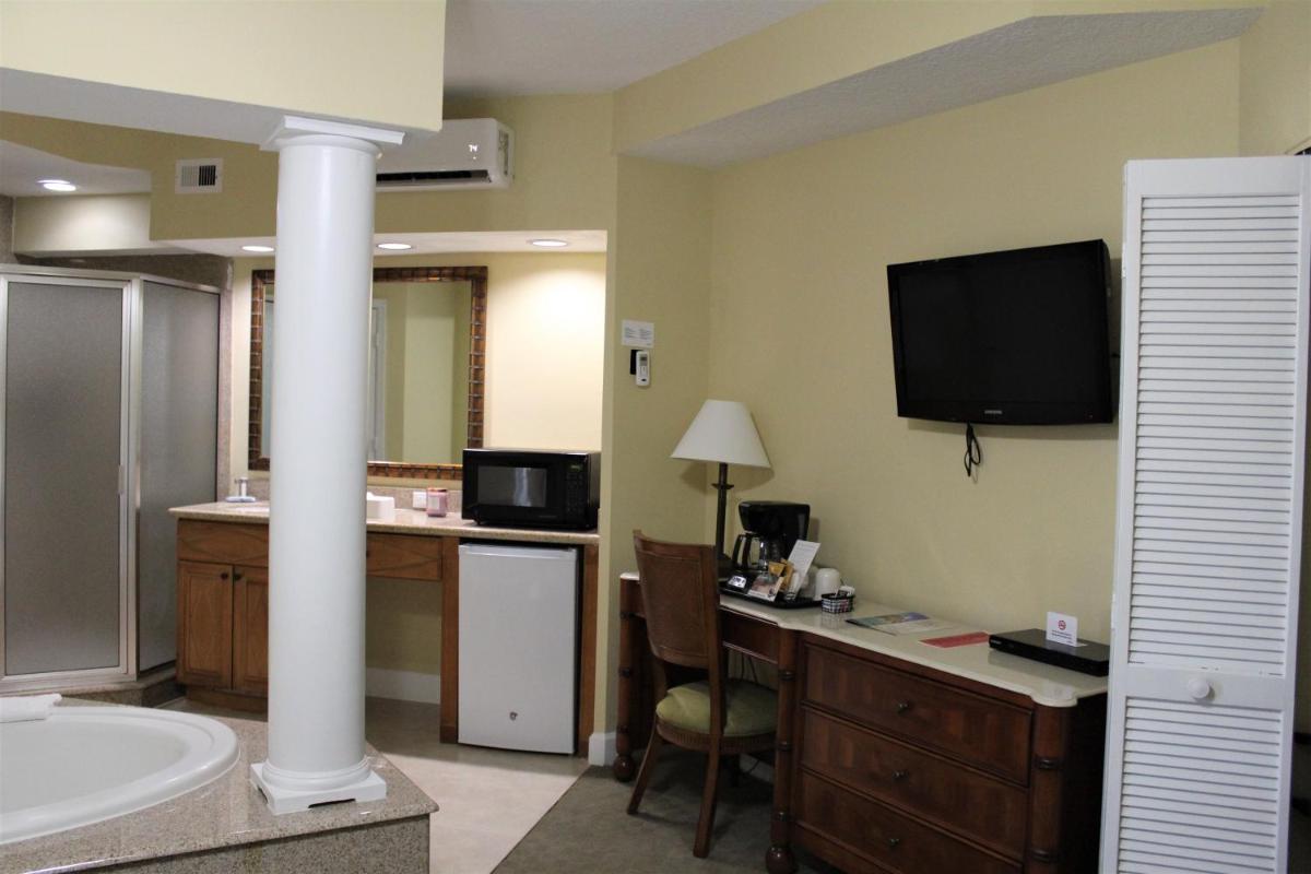 Cypress Pointe Resort - image 7