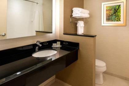 Fairfield Inn & Suites by Marriott Orlando East/UCF Area - image 19