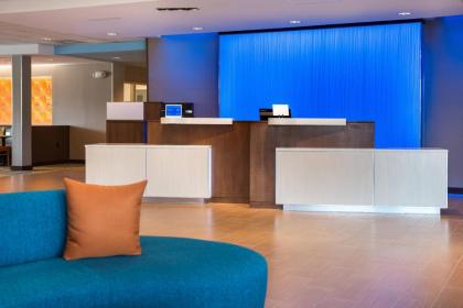 Fairfield Inn & Suites by Marriott Orlando East/UCF Area - image 3