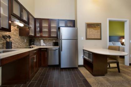 Staybridge Suites Orlando at SeaWorld - image 8