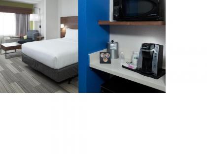 Holiday Inn Express & Suites Orlando At Seaworld - image 15
