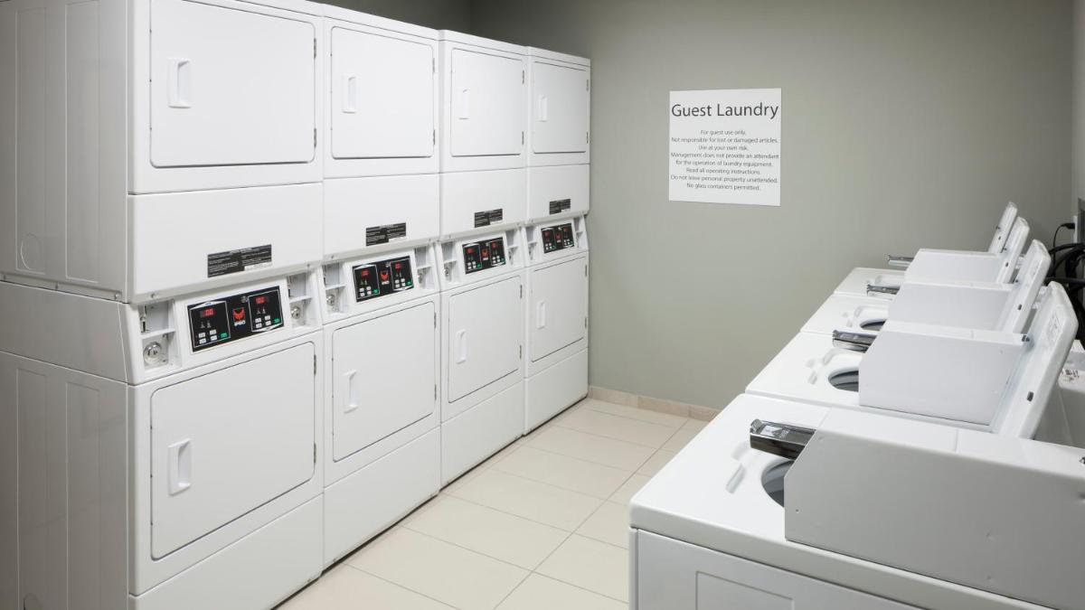 Holiday Inn Express & Suites Orlando At Seaworld - image 6