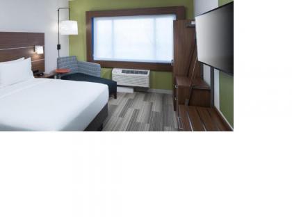 Holiday Inn Express & Suites Orlando At Seaworld - image 8