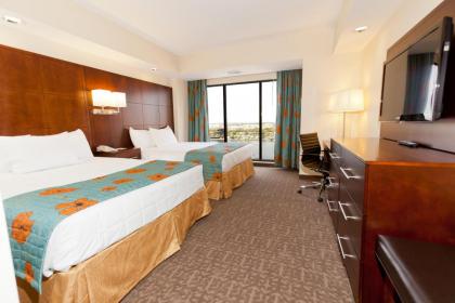 The Suites at Ramada Plaza - image 19