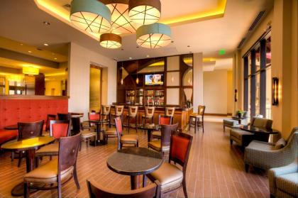 The Suites at Ramada Plaza - image 5