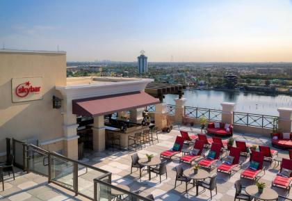 The Suites at Ramada Plaza - image 8