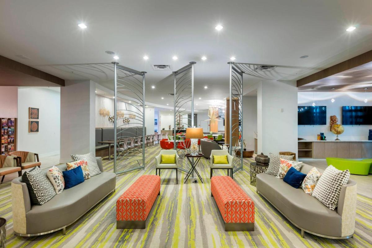 TownePlace Suites by Marriott Orlando at SeaWorld - image 3