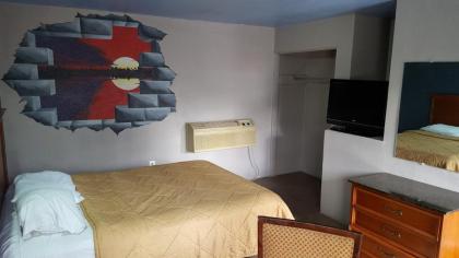 Budget Motel - image 14