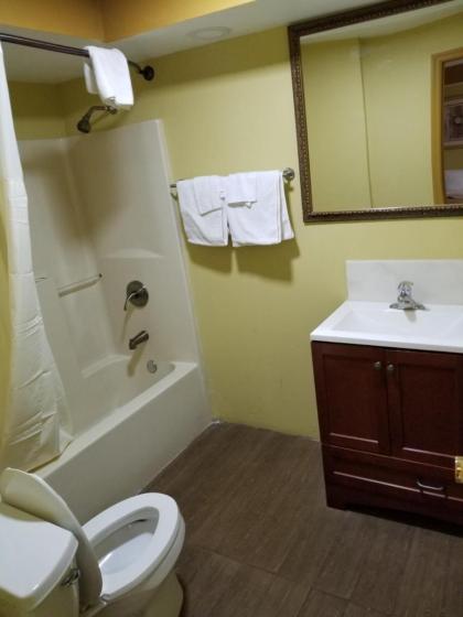 Budget Motel - image 4