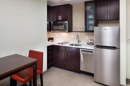 Residence Inn by Marriott Near Universal Orlando - image 15