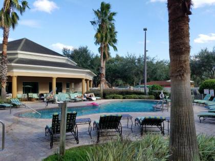 Lake Buenavista Apartments close to Disney - image 12