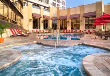 Ramada Suites By Wyndham Orlando International Drive - image 30