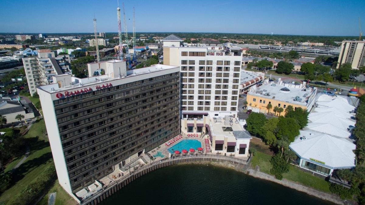 Ramada Suites By Wyndham Orlando International Drive - image 4